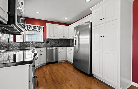 12-1002 W Howard Pl