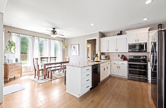 12-16815 W 161st Terrace