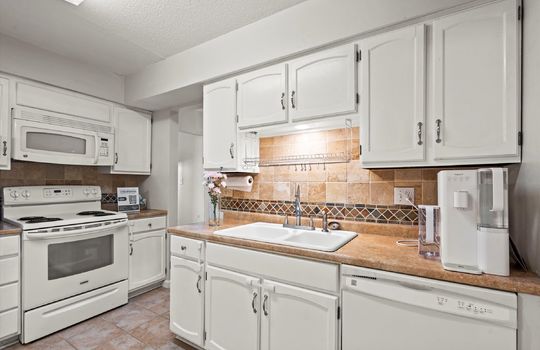 12-9626 Perry Ln Unit D