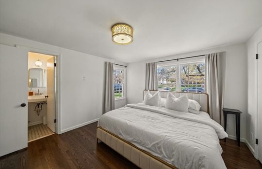 16-2705 W 73rd St-13