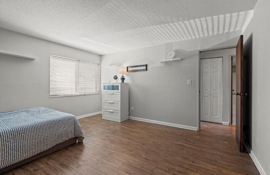 17-9626 Perry Ln Unit D