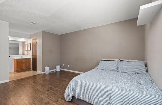 18-9626 Perry Ln Unit D