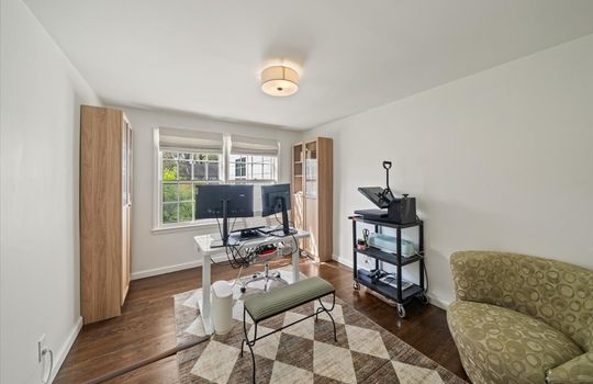 19-2705 W 73rd St-16