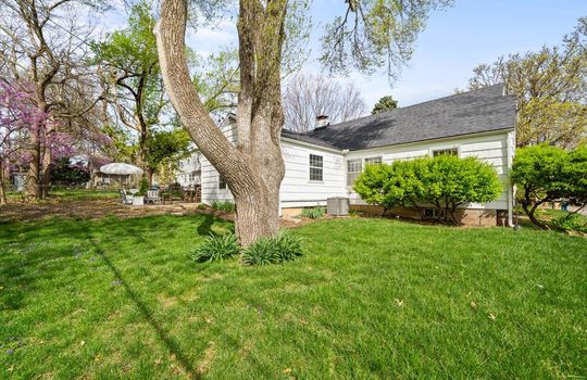 27-2705 W 73rd St-24