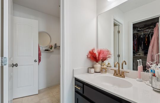 30-24328 W 58th Terrace