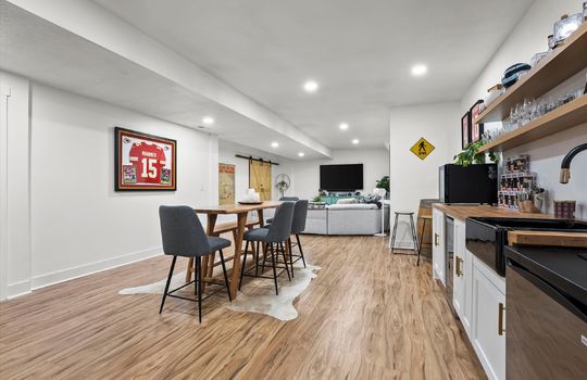 37-24328 W 58th Terrace