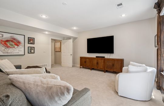 46-10819 W 143rd Terrace