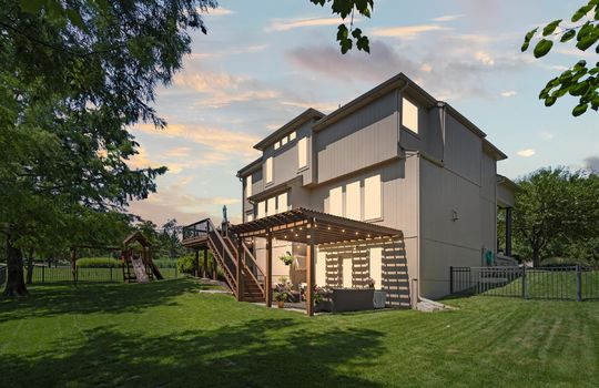 54-10819 W 143rd Terrace