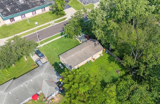 02-8231 Travis St-16