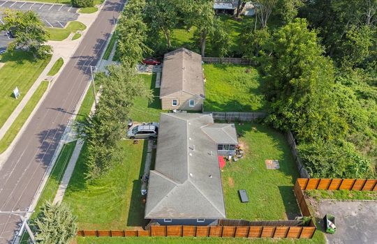 08-8231 Travis St-08