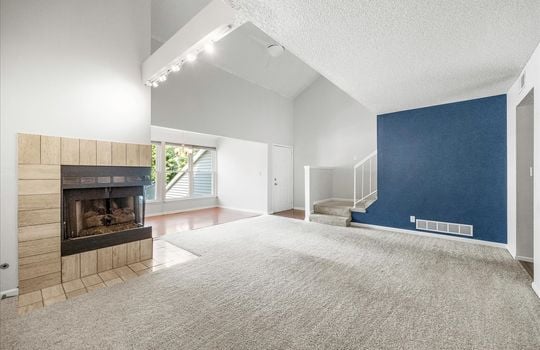 08-8753 W 106th Terrace-24