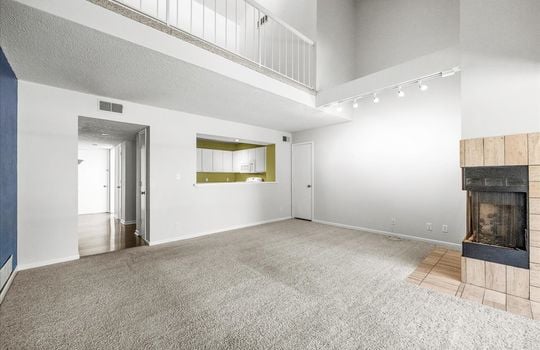 09-8753 W 106th Terrace-25