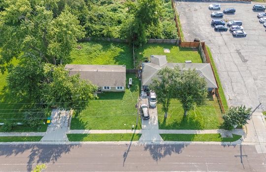 10-8231 Travis St-09