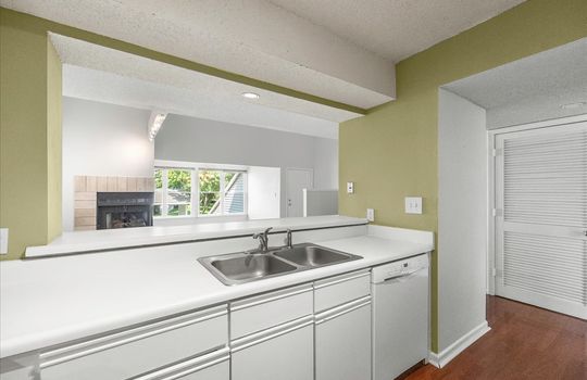 11-8753 W 106th Terrace-21