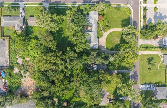 13-8231 Travis St-04