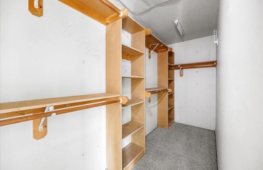 25-8753 W 106th Terrace-08