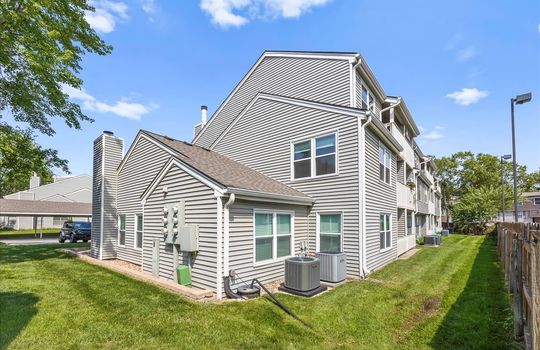 27-8753 W 106th Terrace-02