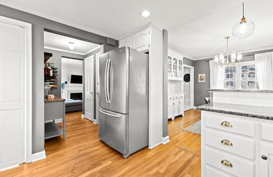 13-1127 W 76 Terrace