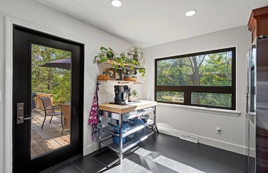 17-10528 Cherokee Ln