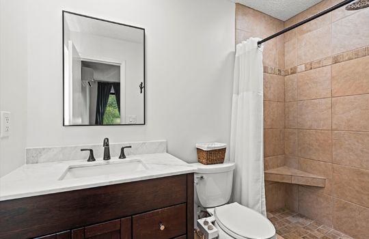 19-10528 Cherokee Ln