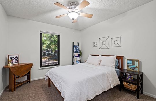 20-10528 Cherokee Ln