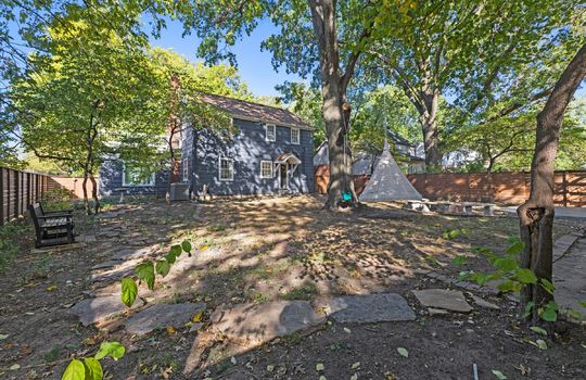 34-1127 W 76 Terrace