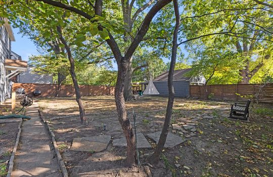 35-1127 W 76 Terrace