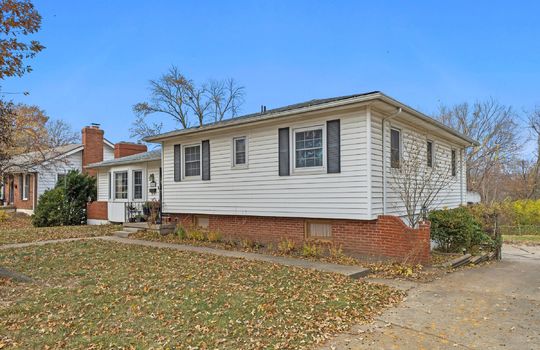 04-10100 E 86 Terrace