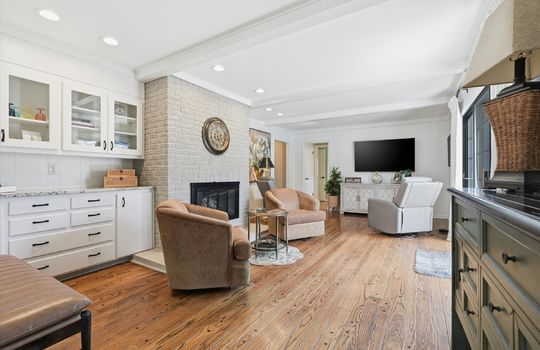 09-10310 Sagamore Ln