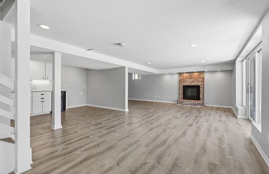 33-9815 Overbrook Rd