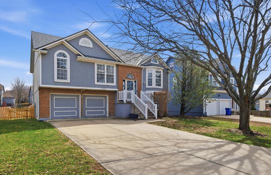 02-12187 S Troost St