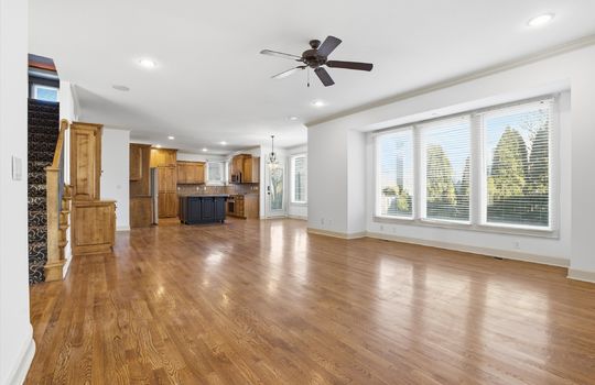 08-2300 NE Silver Spring Ln