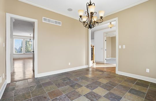 17-2300 NE Silver Spring Ln