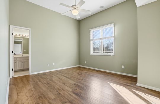 26-2300 NE Silver Spring Ln