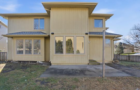 44-2300 NE Silver Spring Ln