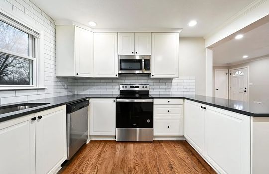 9c0a77d2b10b8fc3a12307e7d4cfc043-uncropped_scaled_within_1344_1008