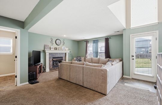 06-16458 S Lawson St