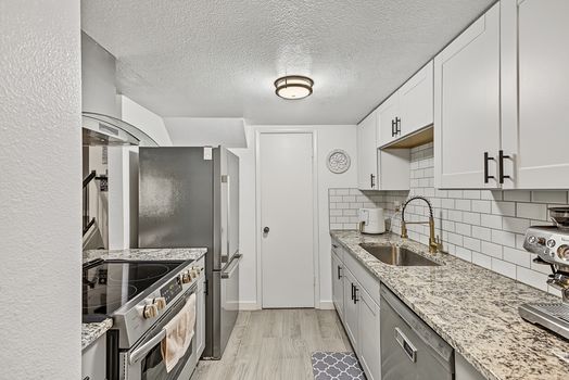 15 - 33RD