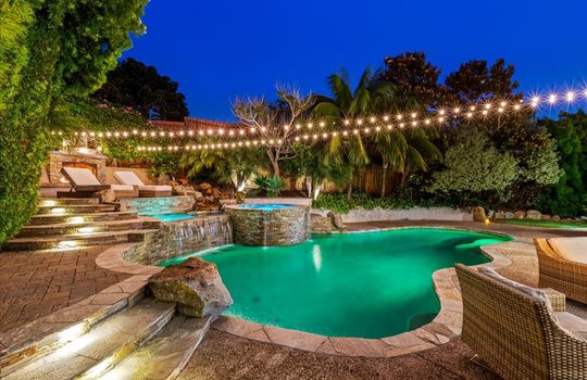 45-3736 Donna Ct, Carlsbad, CA 92008-45