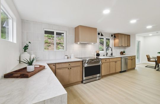 14-web-or-mls-Rous St-S1202-014