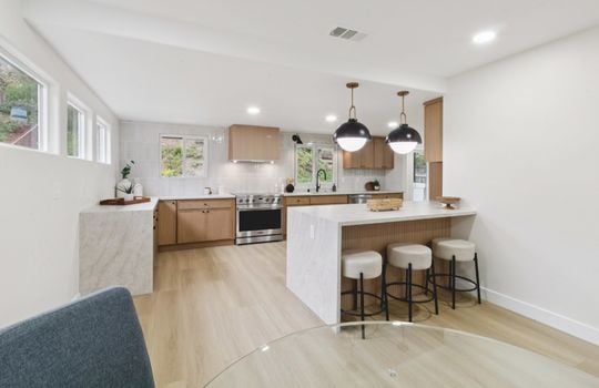 16-web-or-mls-Rous St-S1202-016