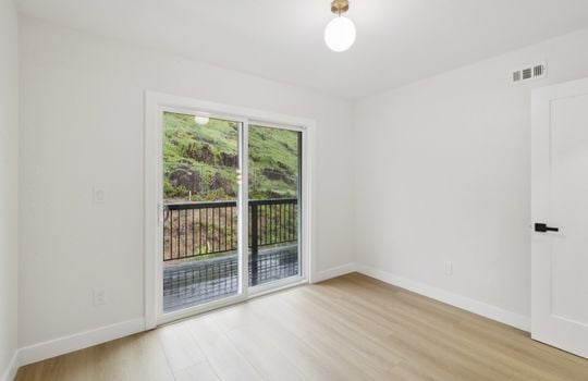 25-web-or-mls-Rous St-S1202-025