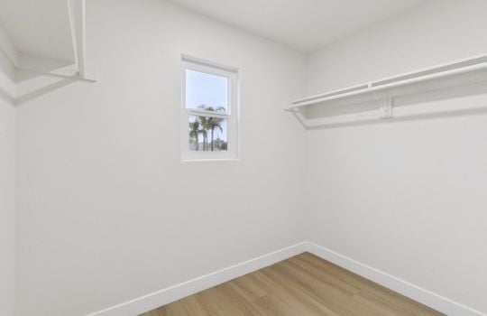 31-web-or-mls-Rous St-S1202-031