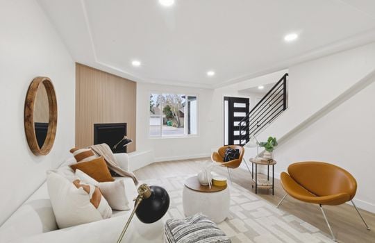 4-web-or-mls-Rous St-S1202-004