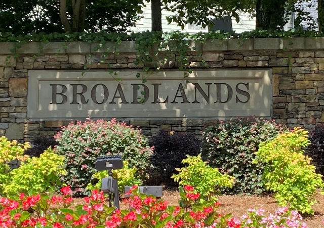 Broadlands-Neighborhood