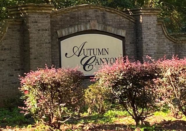 Autumn-Canyon-Cartersville-3