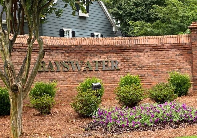 Bayswater-Entrance-Post