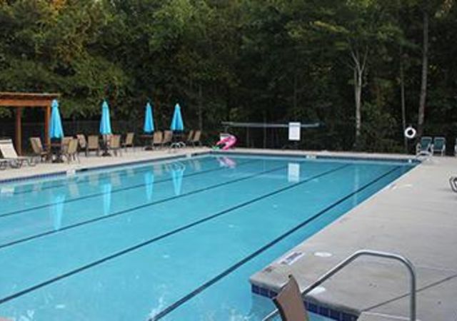 CameronGlenMariettaClubhousePool