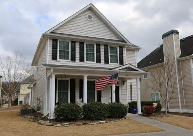 Cute-home-in-Liberty-Square-neighborhood