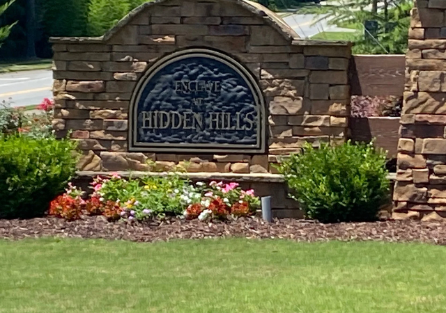 Enclave-at-Hidden-Hills-Entrance